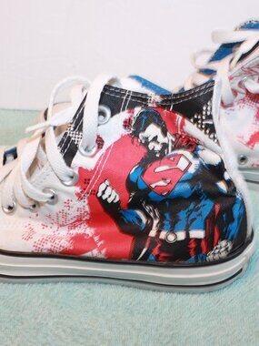 Converse DC Comics Chuck Taylor All Star High Superman Size 6.5Men’s 8.5 Women’s